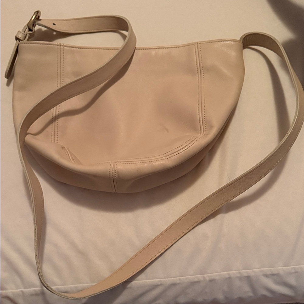 Coach Cream Leather Shoulder Bag
